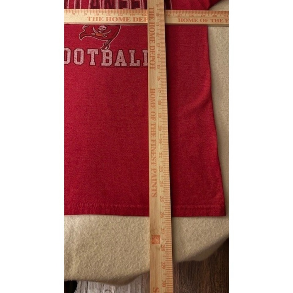 Tampa Bay Bucaneers Men's Medium Short Sleeve Shirt Heather Red NFL Team Apparel - Picture 5 of 5